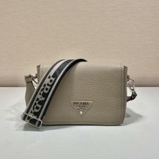 프라다 Prada 사피아노 레더 숄더 백