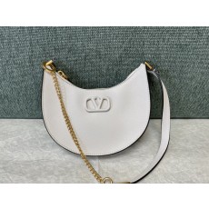 발렌티노 VALENTINO VLOGO SIGNATURE 미니 호보 백